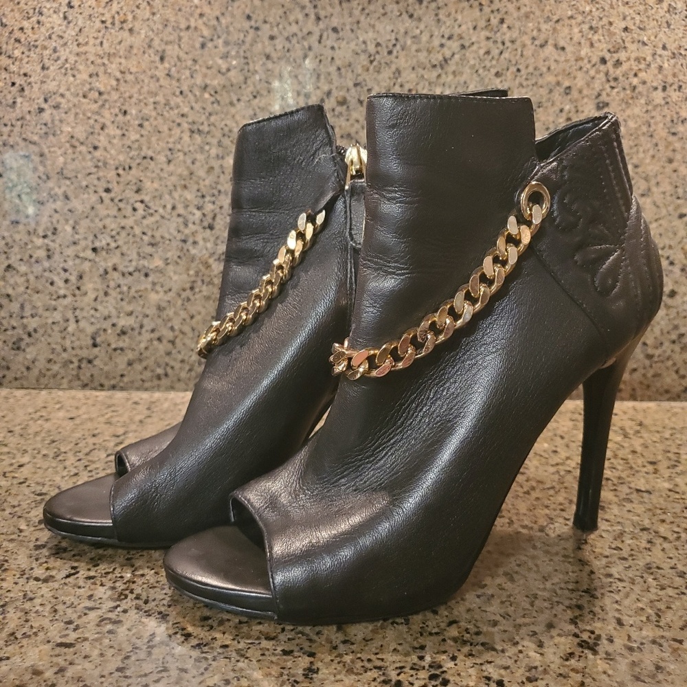 Guess booties